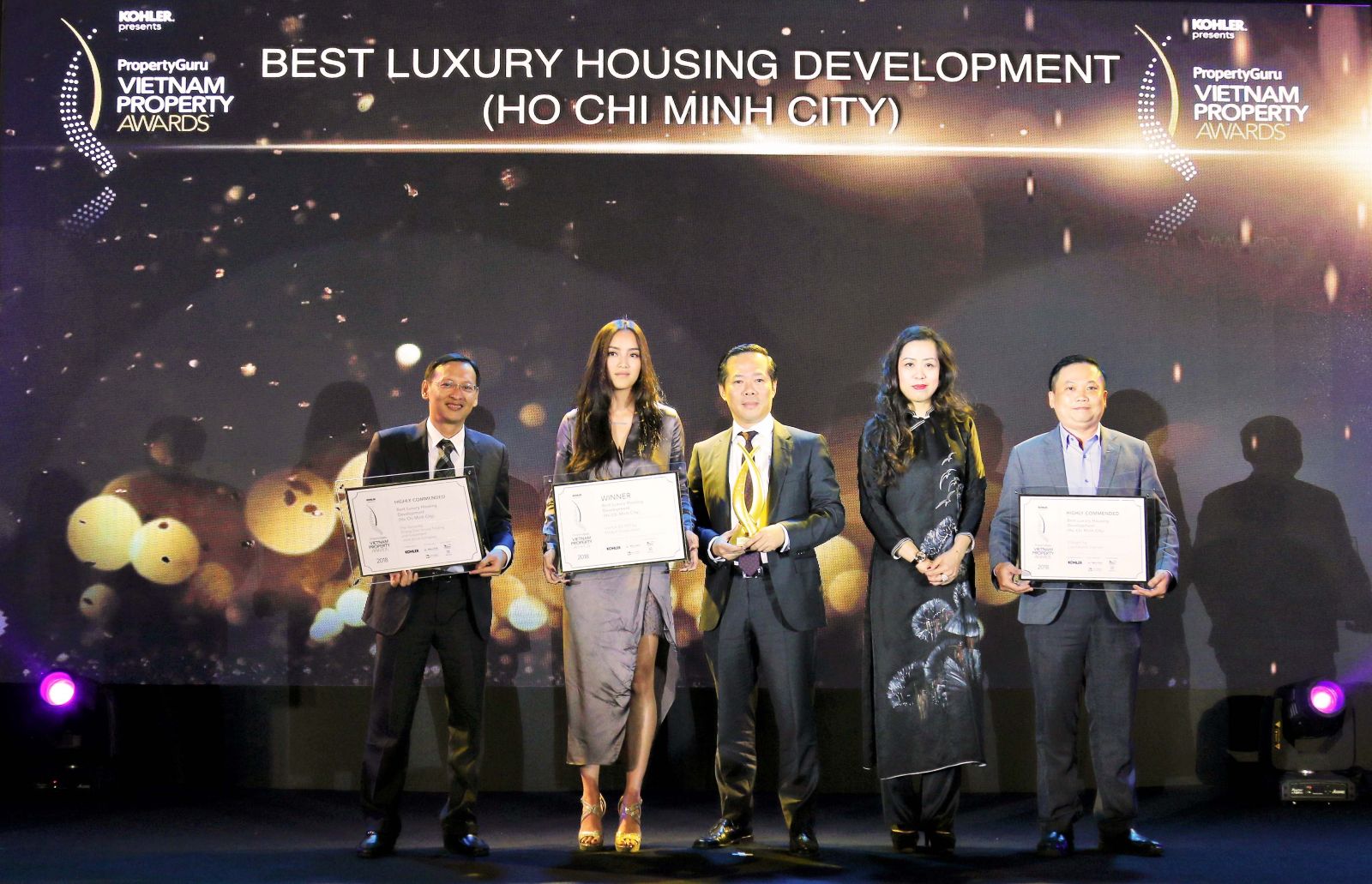 Đại diện các công ty nhận giải thưởng: Khang Điền – Kiến Á - Capitaland