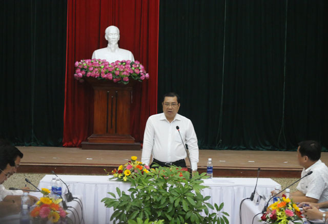 Ngày 14/9/2017, khi làm việc với quận Liên Chiểu, Chủ tịch Đà Nẵng cho biết sẽ dùng máy bay không người lái quản lý xây dựng ở quận này. Ảnh: Đình Thiên