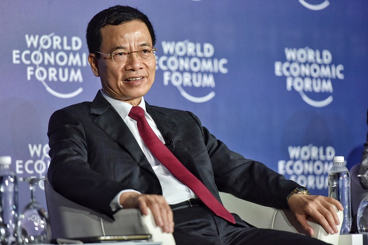 Quyền Bộ trưởng Thông tin và Truyền thông – Nguyễn Mạnh Hùng tại Diễn đàn Kinh tế Thế giới về ASEAN. Ảnh: Giang Huy/Vnexpress