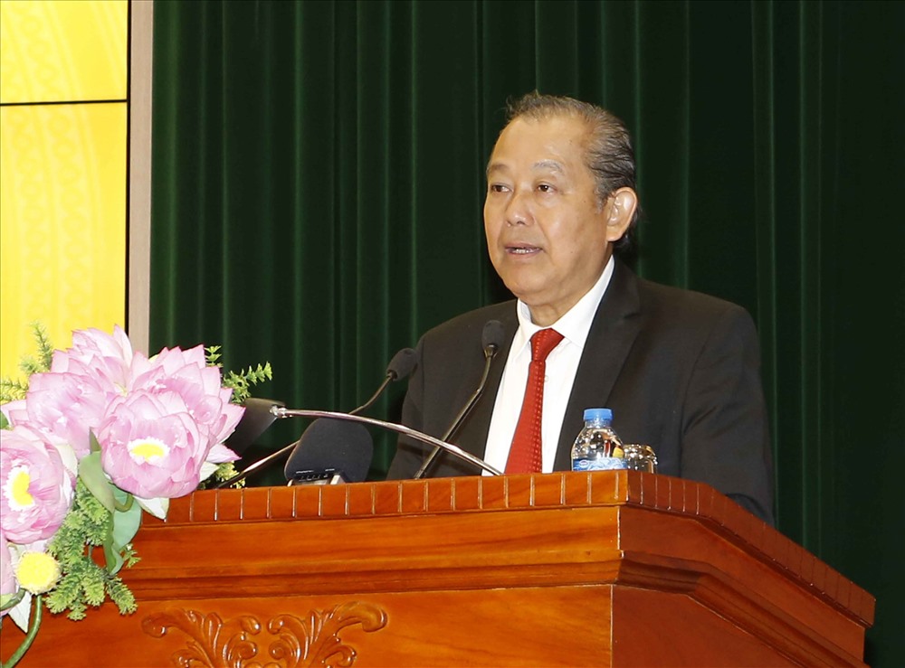 Ảnh 1: Phó Thủ tướng Chính phủ Trương Hòa Bình phát biểu chỉ đạo