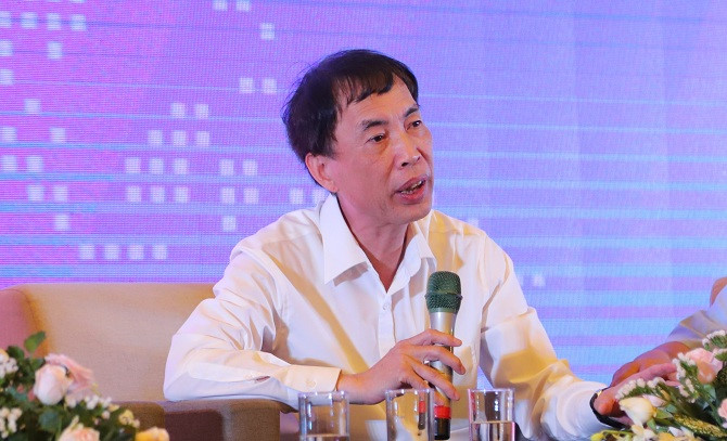 Tiến sĩ Võ Trí Thành chia sẻ ý kiến tại toạ đàm