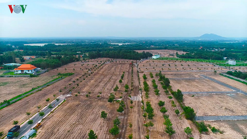 Tập đoàn địa ốc Alibaba đã tự vẽ ra nhiều dự án ‘ma” với hàng trăm hecta đất nông nghiệp