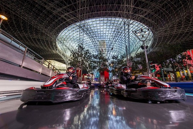 Công viên Ferrari World - Abu Dhabi