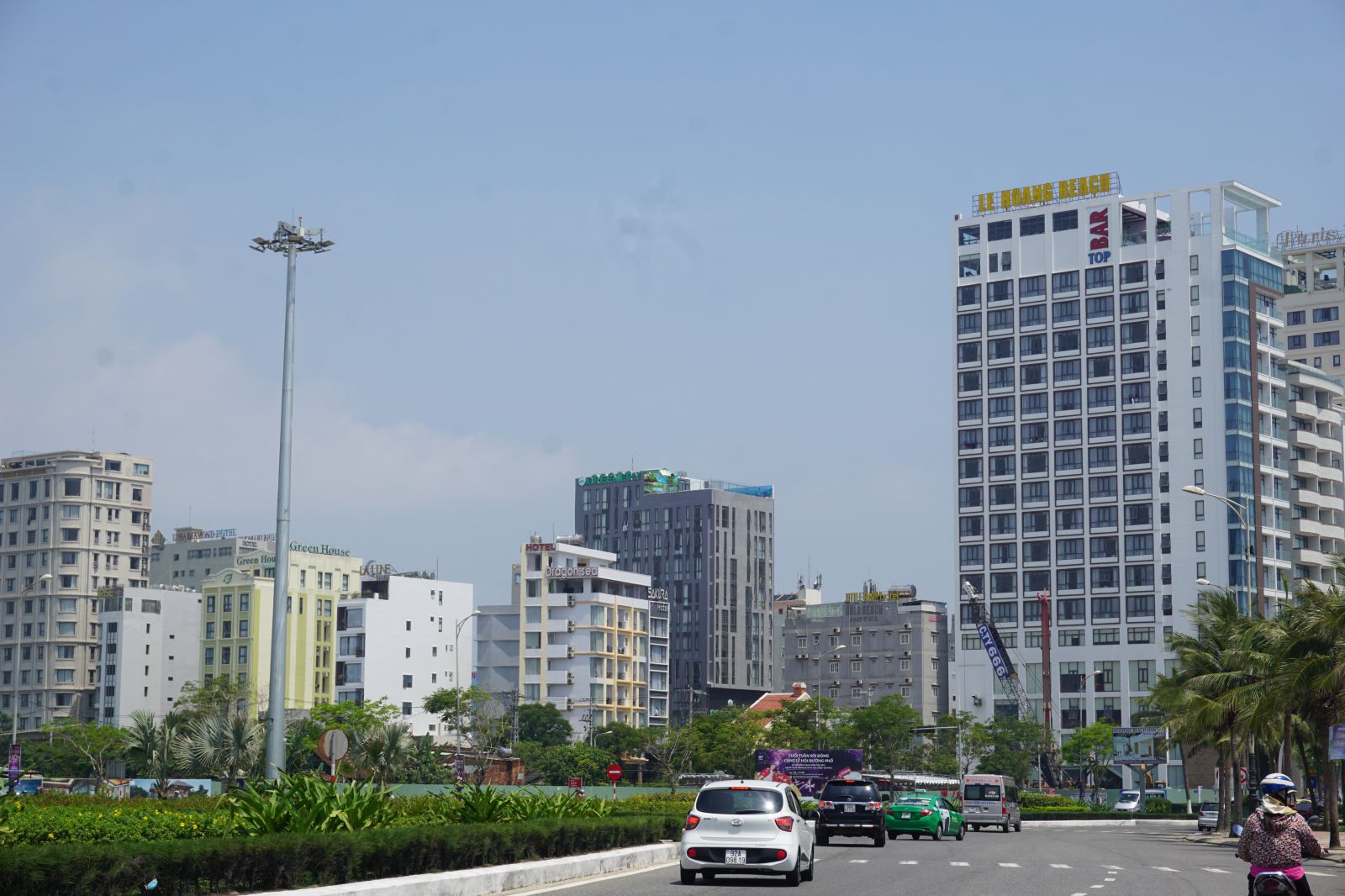 Khách sạn, cơ sở lưu trú du lịch tại Đà Nẵng được xây dựng ồ ạt những năm gần đây