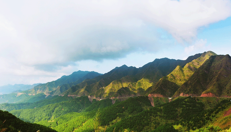 Bình Liêu là một huyện miền núi nằm gần biên giới Quảng Ninh