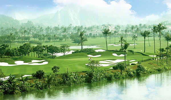 Sân golf Sông Giá thuộc khu tổ hợp resort Sông Giá là một trong những sân golf private đầu tiên tại Việt Nam.
