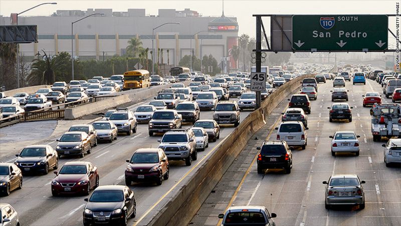 Giao thông của LA đang trở nên tệ hơn do sự hát triển kinh tế của thành phố