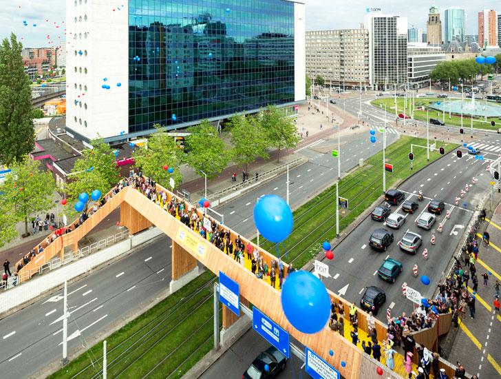 Cây cầu gỗ được xây dựng nhờ vào công nghệ số hóa trong quy hoạch thành phố ở Rotterdam, Hà Lan