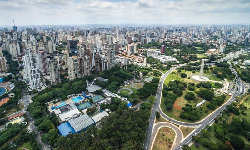 Công viên Ibirapuera bên trong thành phố Sao Paulo