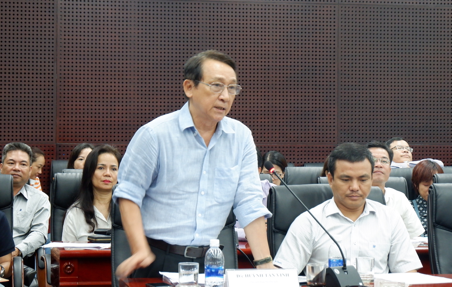 Ông Huỳnh Tấn Vinh, Chủ tịch Hiệp hội Du lịch thành phố Đà Nẵng phát biểu. Ảnh VGP/Lưu Hương