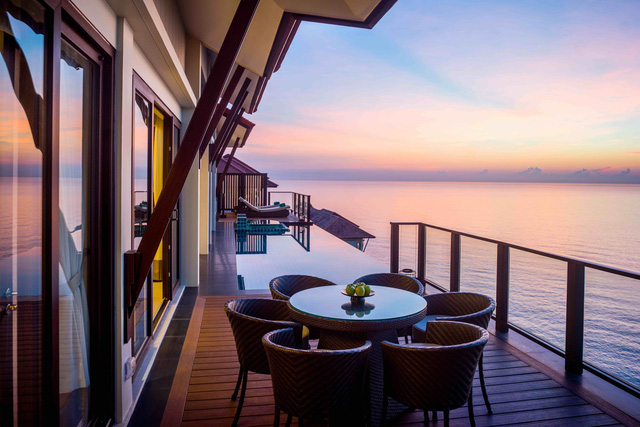 Biệt thự biển Banyan Tree Residences trong khu phức hợp cao cấp Laguna Lăng Cô đang trở thành lựa chọn nghỉ dưỡng hàng đầu của giới thượng lưu.