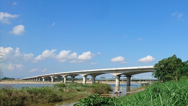 Kỳ Lam trên cao tốc Đà Nẵng-Quảng Ngãi