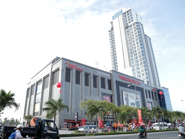 TTTM Vincom Plaza Xuân Khánh tọa lạc ở tòa tháp cao nhất ĐBSCL