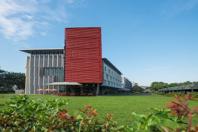 Tòa nhà giảng đường 2 (AB2) Đại học RMIT Việt Nam đã giành giải Nhì cuộc thi Tòa nhà Hiệu quả năng lượng lần thứ 9 ở hạng mục “Tòa nhà mới hiện có”