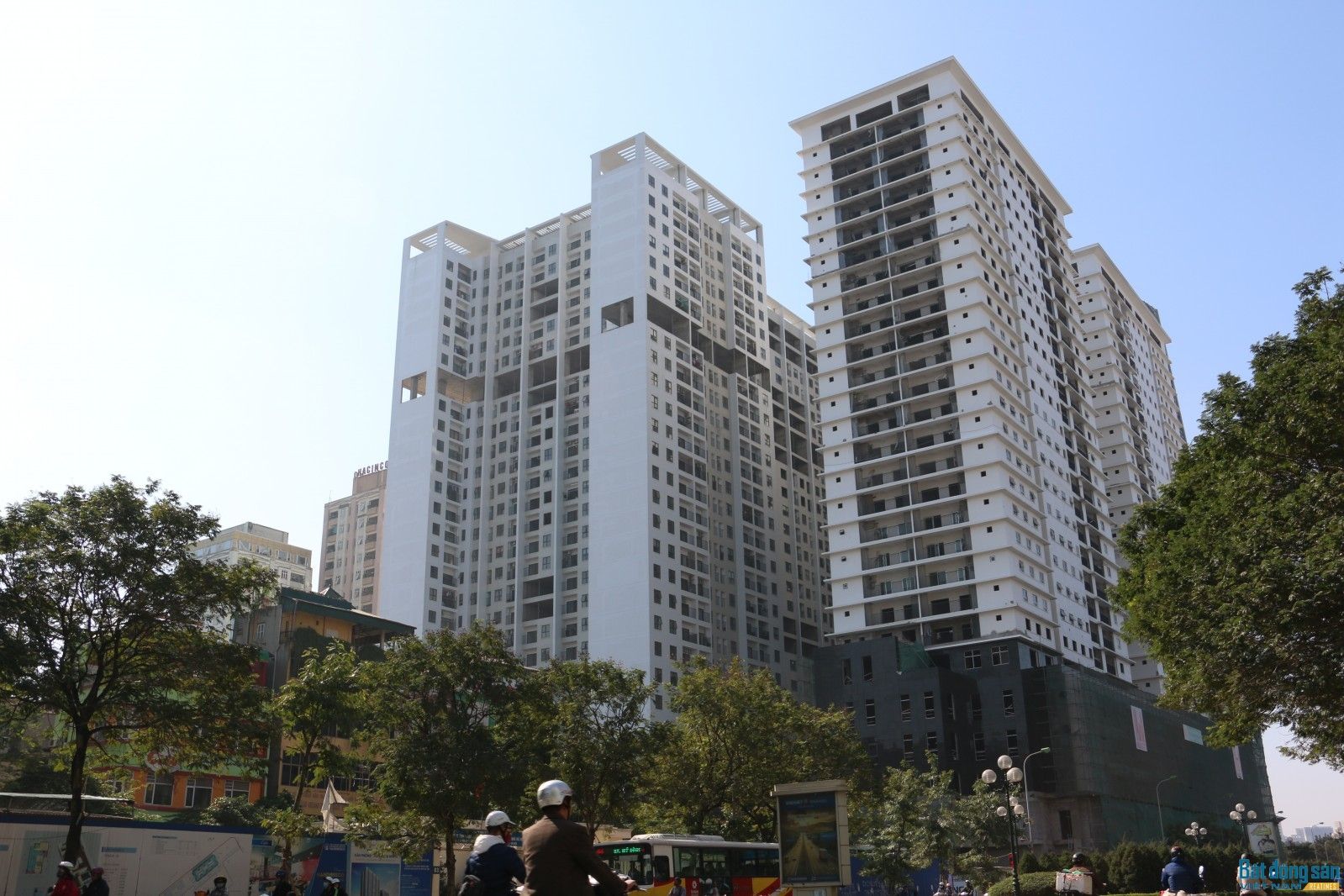 Chung cư Times Tower - Lê Văn Lương hiện đang trong giai đoạn hoàn thiện và dự kiến bào giao căn hộ cho khách hàng vào tháng 4/2017. Ảnh: Nhật Bình.