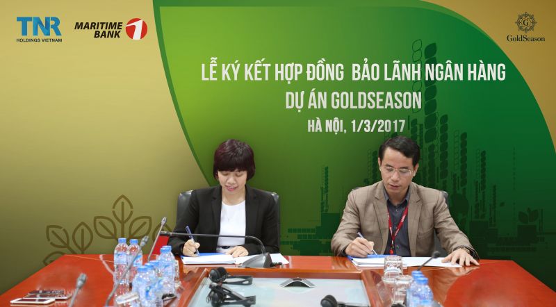 Đại diện TNR Holdings Việt Nam ký hợp đồng bảo lãnh dự án GoldSeason với Ngân hàng Maritime.