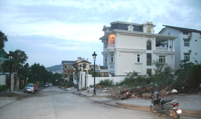 Khu dự án Ocean View Nha Trang đang khiến nhiều người dân “lâm nạn” vì chủ dự án đang bị điều tra, có dấu hiệu bỏ trốn - Ảnh:Phan Sông Ngân    