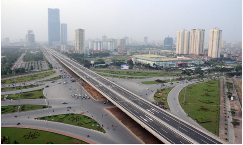 Đường Phạm Hùng cùng với nhiều đường lớn trở thành các tuyến đường giao thông huyết mạch của phía Tây Hà Nội.
