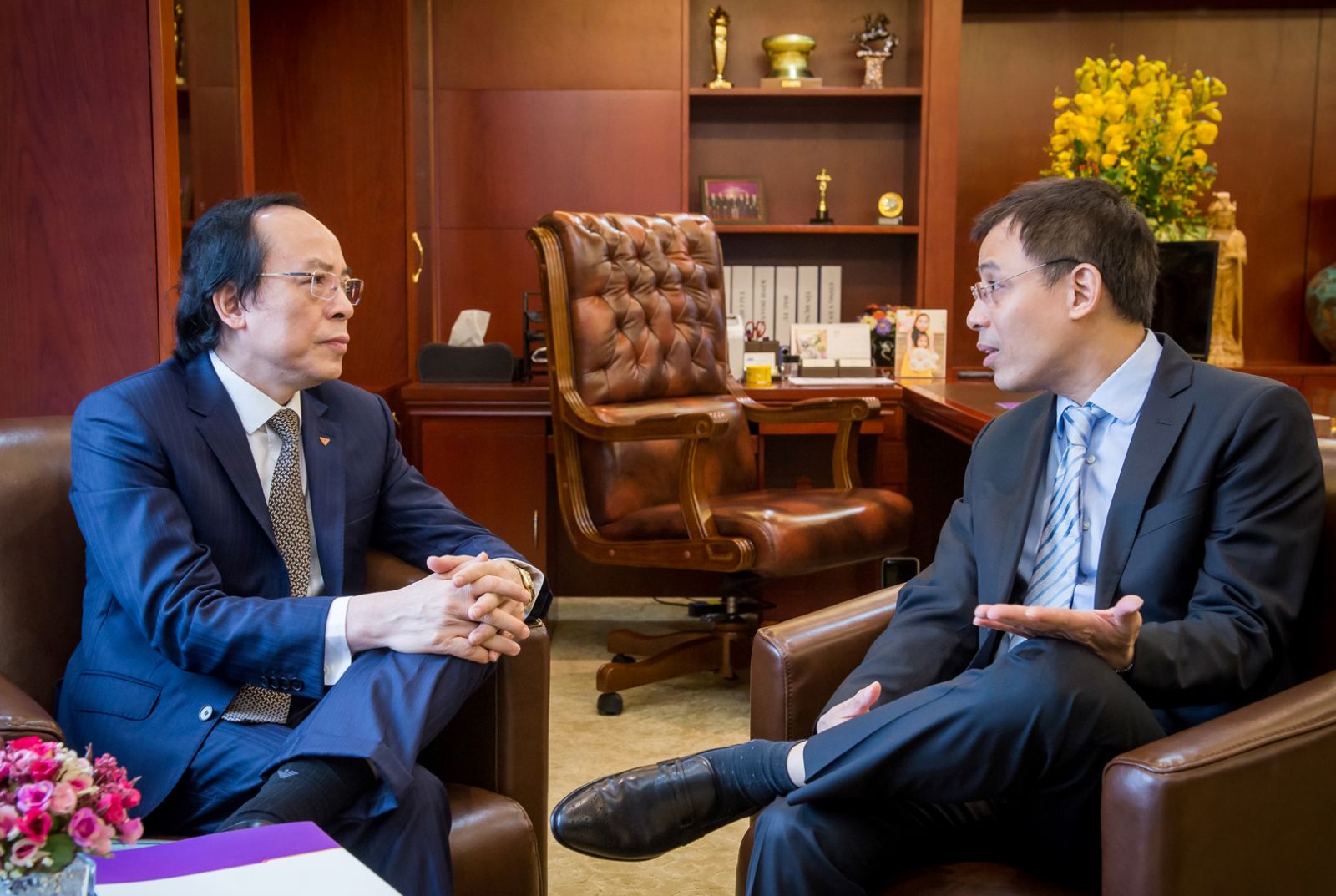 Chủ tịch TPBank Đỗ Minh Phú cho biết 2 anh em ônglàm ăn với nhau theo nguyên tắc 