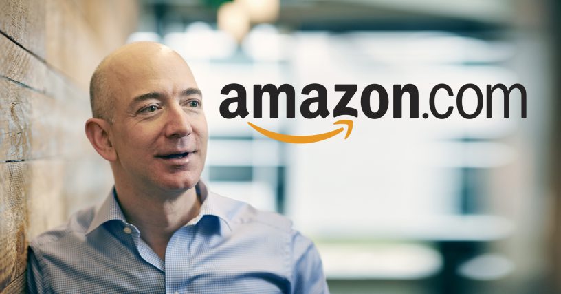 Jeff Bezos - người đầu tiên sau 7 năm vượt qua Bill Gates để trở thành 