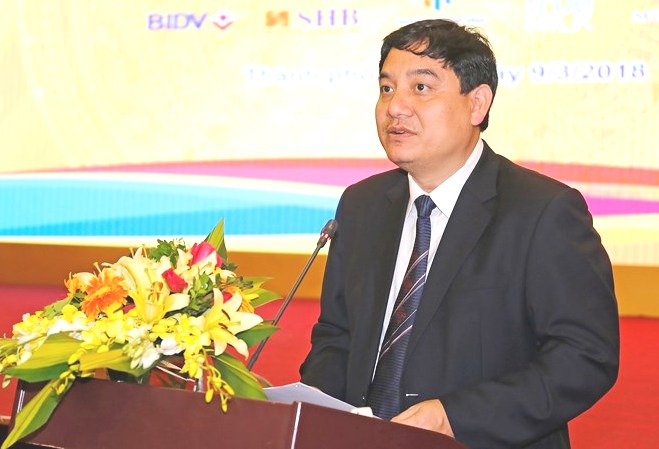 Bí thư Tỉnh ủy Nguyễn Đắc Vinh phát biểu tại Hội thảo 
