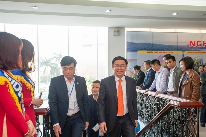 Phó Thủ tướng Vương Đình Huệ tham dự Hội nghị