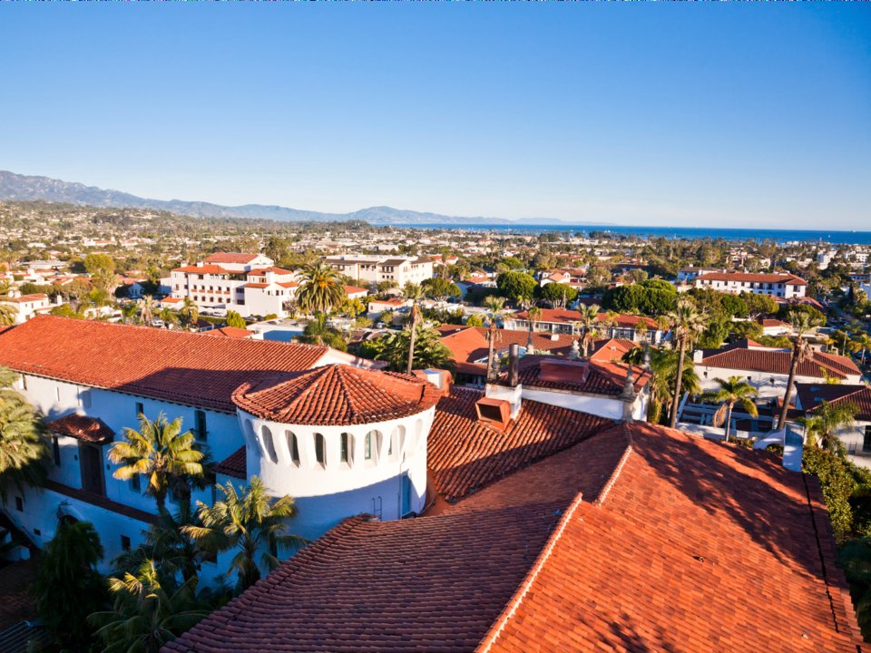 Santa Barbara, California
Giá niêm yết trung bình: 
8,73 triệu USD 
Giá bán cao nhất: 21,7 triệu USD
Giá trung bình mỗi foot vuông:1.044USD