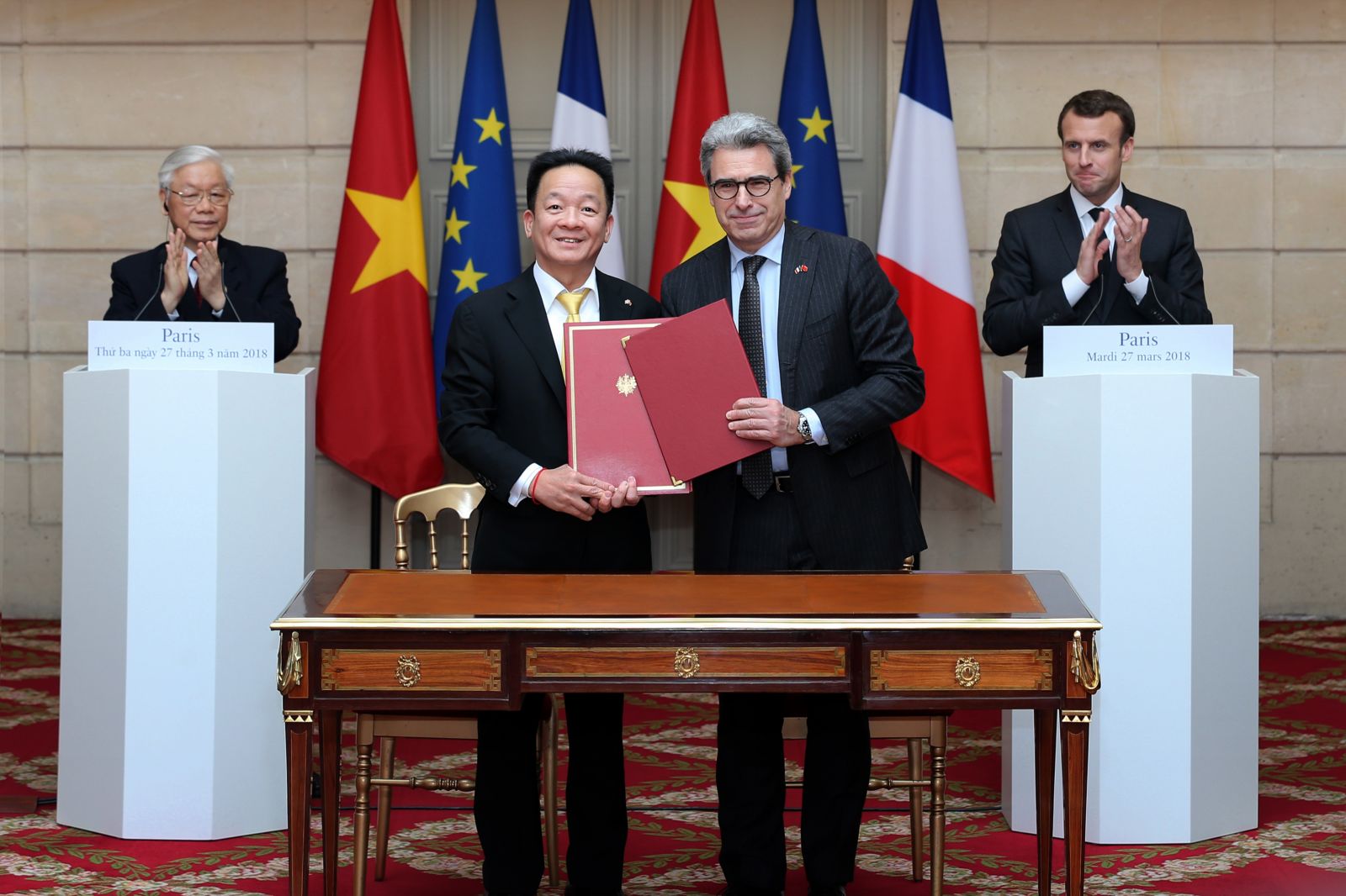 Chủ tịch T&T Group Đỗ Quang Hiển ký kết hợp tác với Tập đoàn Bouygues tại Pháp