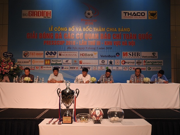 Ban Tổ chức Press Cup 2018 là những người giữ các vị trí quan trọng trong Liên đoàn bóng đá Việt Nam, Liên đoàn bóng đá Hà Nội