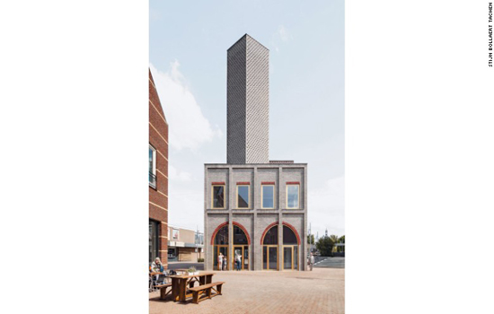  Landmark Nieuw-Bergen (Rotterdam, Hà Lan) hay còn được gọi là Tháp Monadnock, được ốp toàn bộ bằng những viên gạch màu xanh lá cây và đỏ. Nó được coi như biểu tượng của thị trấn Poiv-Bergen ở Limburg.