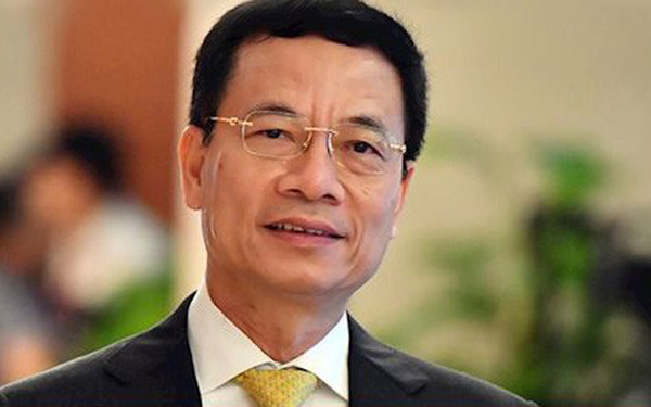 Bộ trưởng Nguyễn Mạnh Hùng