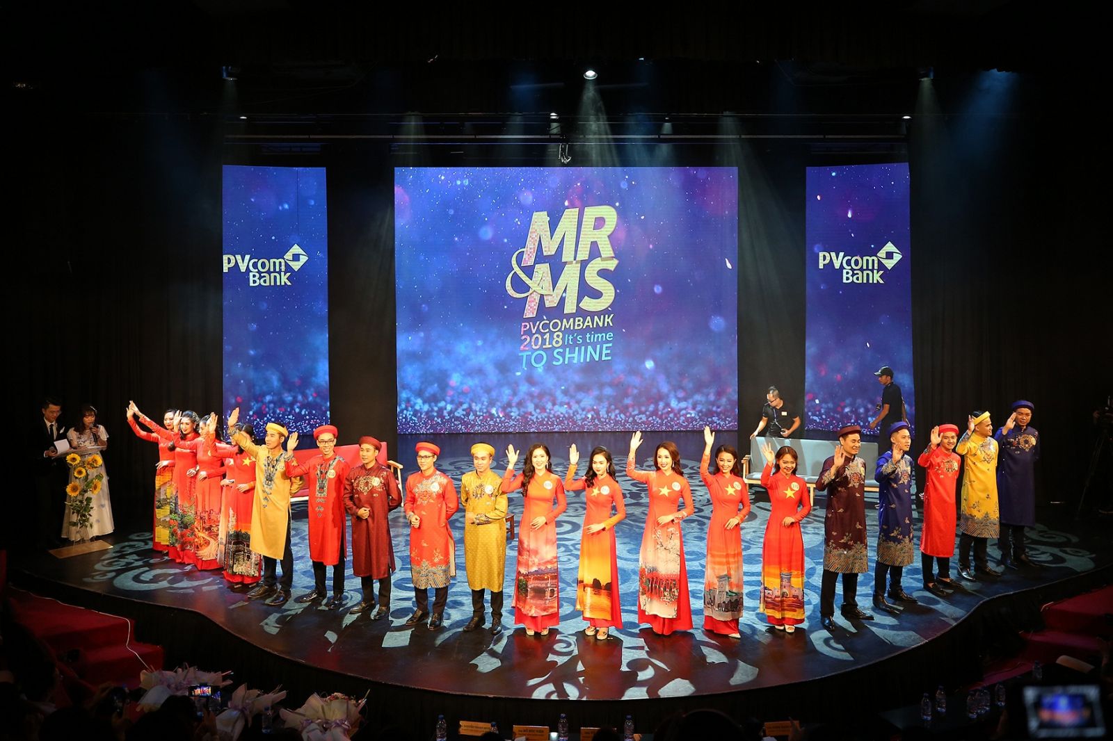 MR & MS PVCOMBANK 2018 – Cuộc thi nội bộ được PVcomBank tổ chức thành công đã tìm ra những gương mặt tiêu biểu đại diện cho sản phẩm, dịch vụ của Ngân hàng.