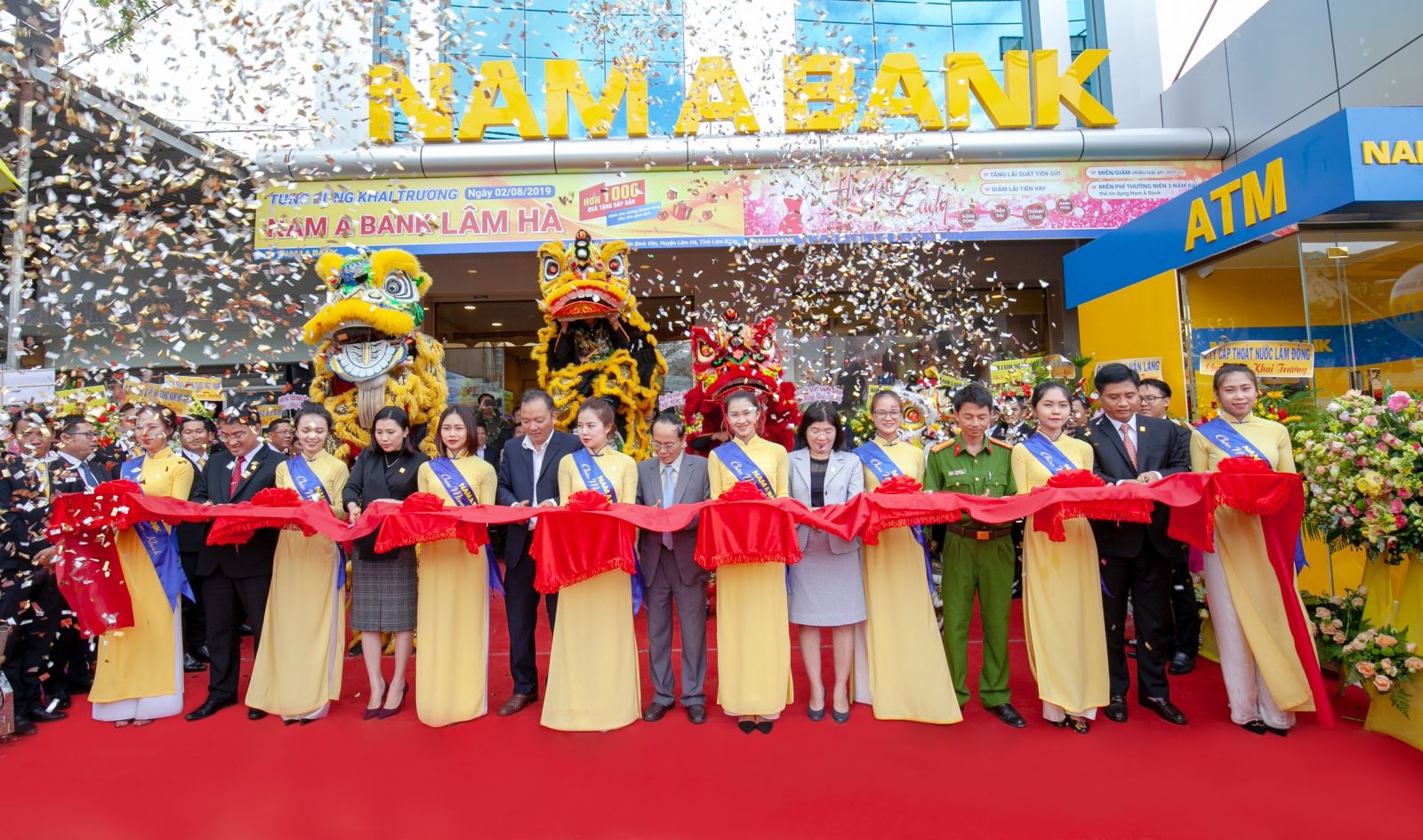 Nam A Bank Lâm Hà chính thức đưa vào hoạt động sẽ là điểm giao dịch uy tín của khách hàng tại địa phương.