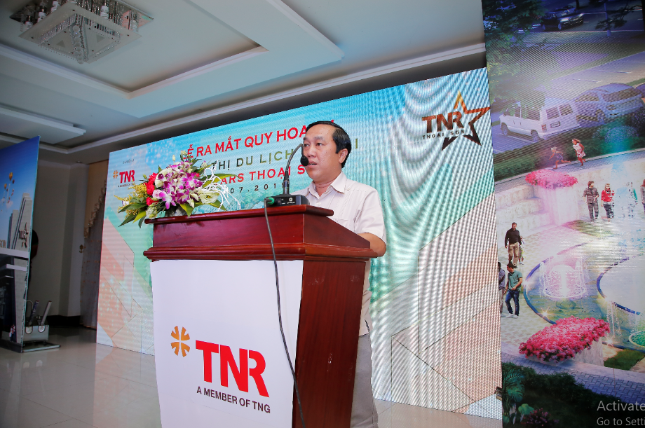 Ông Nguyễn Ngọc Điệp – Phó Chủ Tịch UBND huyện Thoại Sơn, tỉnh An Giang chia sẻ tại sự kiện.