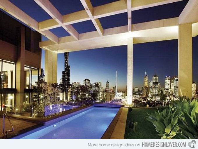 4. Bể bơi với góc quan sát nhìn ra bốn phía của thành phố khiến ngôi nhà như hòa tan vào màn đêm của thành phố Melbourne, Úc.