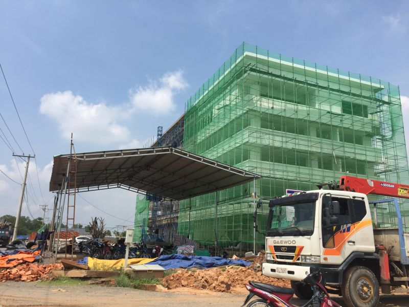 Khu đất Công ty Đồng Tiến, Việt Thành và Phát Đạt kí hợp đồng thuê lại Cty Đức Lợi hiện đang được Tập đoàn Tân Á Đại Thành xây dựng nhà máy