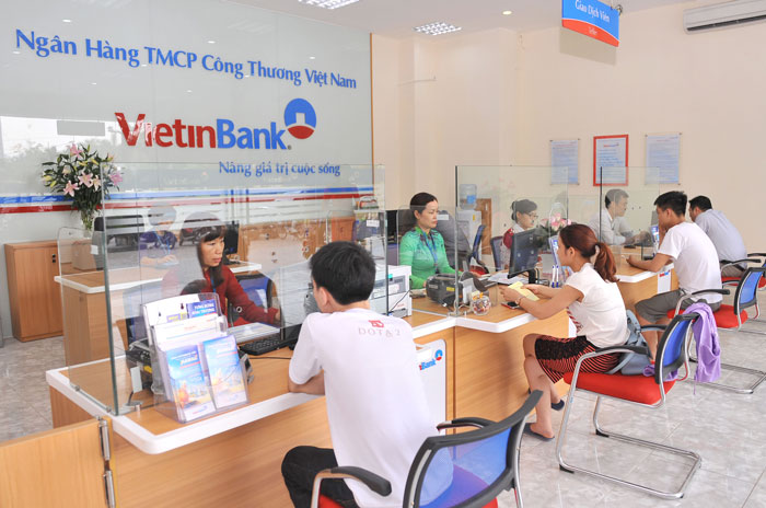 Trước đó, một cán bộ của Vietinbank Phú Thọ đã lừa lấy sổ tiết kiệm hàng trăm triệu của người dân 
