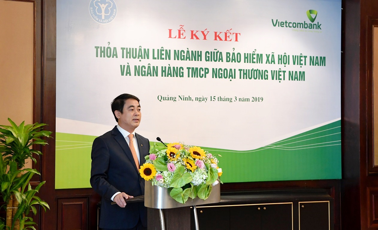 Ông Nghiêm Xuân Thành – Chủ tịch HĐQT Vietcombank phát biểu tại buổi lễ