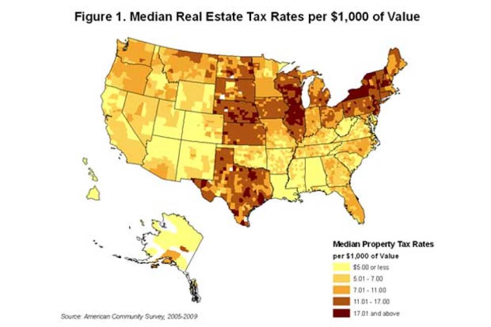 Bản đồ thể hiện mức thuế áp dụng cấp quận (giá trị 1.000 USD đơn vị) trong giai đoạn bùng nổ khi giá trị tài sản cao và hiệu quả ở mức thấp nhất trong chu kỳ. Thuế suất này đối với các chủ nhà thay đổi đáng kể giữa các vùng, với một số bang nói riêng dựa vào thuế tài sản thay cho các hình thức thuế khác.