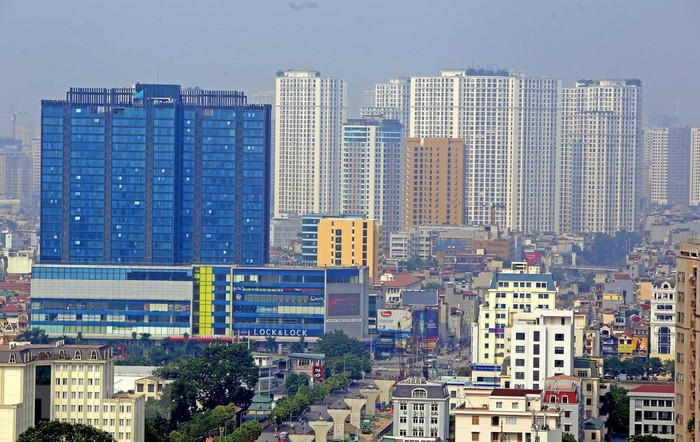 Hà Nội với những công trình nhà cao tầng hiện đại, không thua kém các đô thị lớn các nước trong khu vực. (Ảnh: Huy Hùng/ TTXVN)
