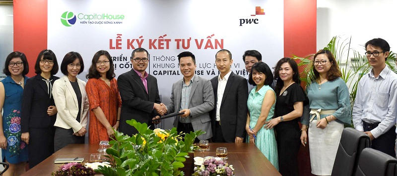 Tập đoàn Capital House đã ký hợp đồng hợp tác Dự án “Triển khai Giá trị cốt lõi thông qua khung năng lực hành vi và áp dụng nhất quán tới các cán bộ nhân viên toàn hệ thống của Capital House” với PwC Việt Nam