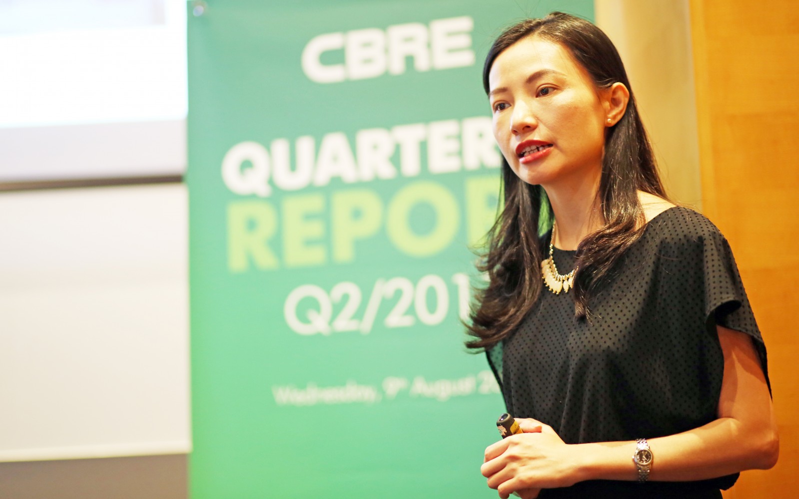 bà Dương Thùy Dung, Giám đốc, Trưởng phòng Nghiên cứu thị trường và Tư vấn phát triển của CBRE.