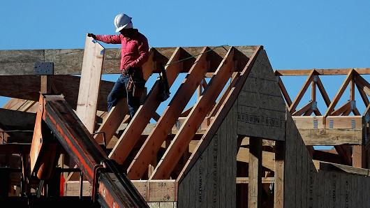 Một căn nhà đang được xây dựng tại San Rafael, bang California, Mỹ
