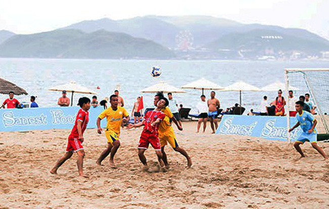 Giải Bóng đã bãi biển 2018 tổ chức tại Nha Trang