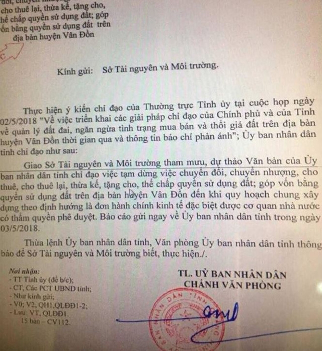 Văn bản chỉ đạo của Ủy ban nhân dân tỉnh Quảng Ninh với Sở Tài nguyên và Môi trường tỉnh này về việc dừng các hoạt động giao dịch mua bán đất tại Vân Đồn. (Ảnh: Dân trí).