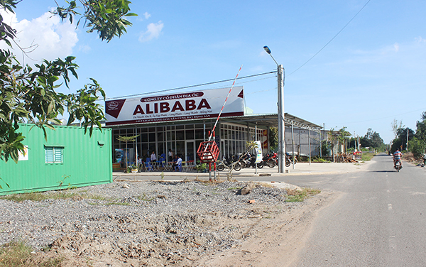  Chi nhánh Công ty cổ phần địa ốc Alibaba tại xã Long Phước (huyện Long Thành) được xây dựng trên đất nông nghiệp đang buộc tháo dỡ