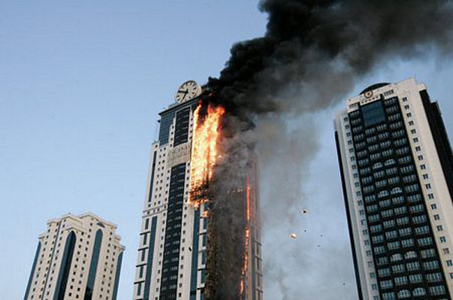 Trước thực trạng nhiều chung cư bị cháy như hiện nay thì việc mua bảo hiểm cháy nổ là cần thiết (ảnh minh họa)