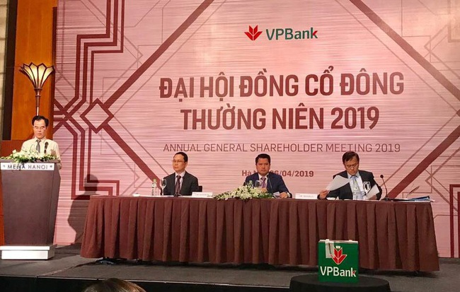 Đại hội đồng cổ đông VPBank 2019