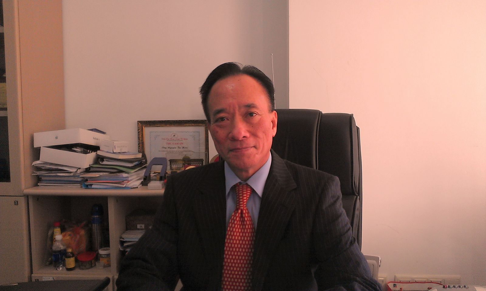 TS Nguyễn Trí Hiếu