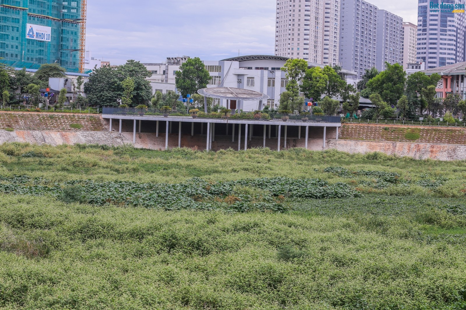 Theo quy hoạch, tổng diện tíchp/đất nghiên cứu lập quy hoạch là 13,23 ha, bao gồm Trung tâm văn hóa thể thao quận Thanh Xuân và các khu đất phía trước Trung tâm gồm 3 khu chức năng: Hồ điều hòa, khu vực công viên và đất hạ tầng kỹ thuật